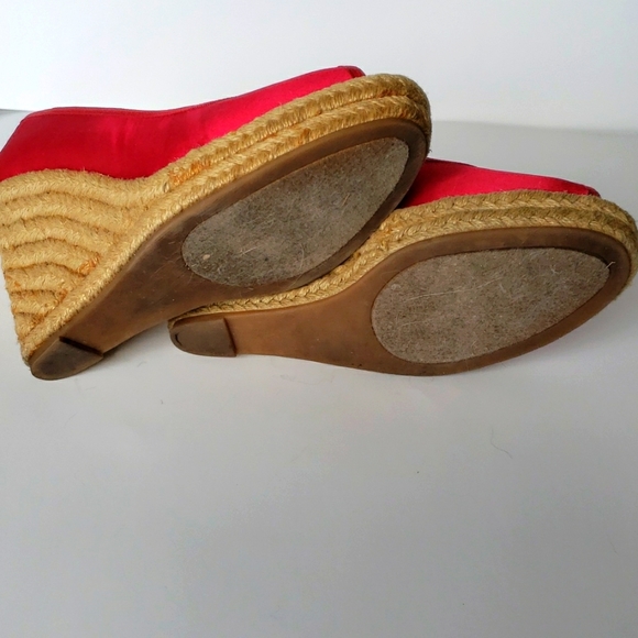 ❤💋Red Nine West💋❤ size 7 barely worn shoes - Picture 2 of 9